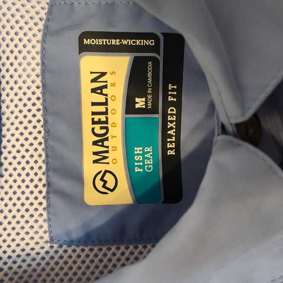 EUC Men's Magellan Short Sleeve Button Down Shirt, Size M, Blue - Picture 2 of 5